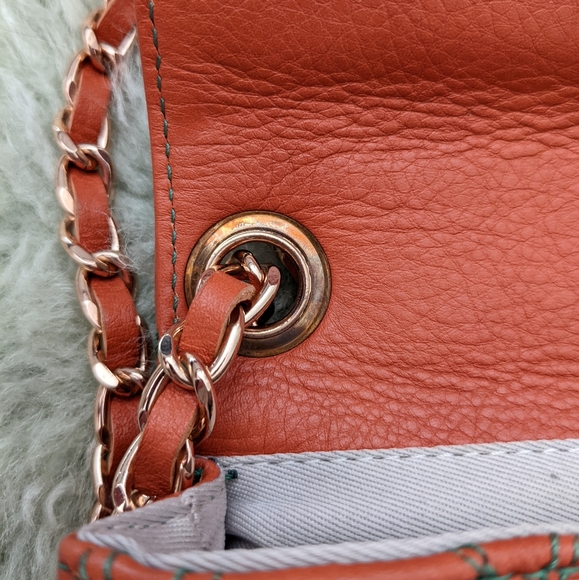 Valentino by Mario Valentino Crossbody. - Picture 15 of 16